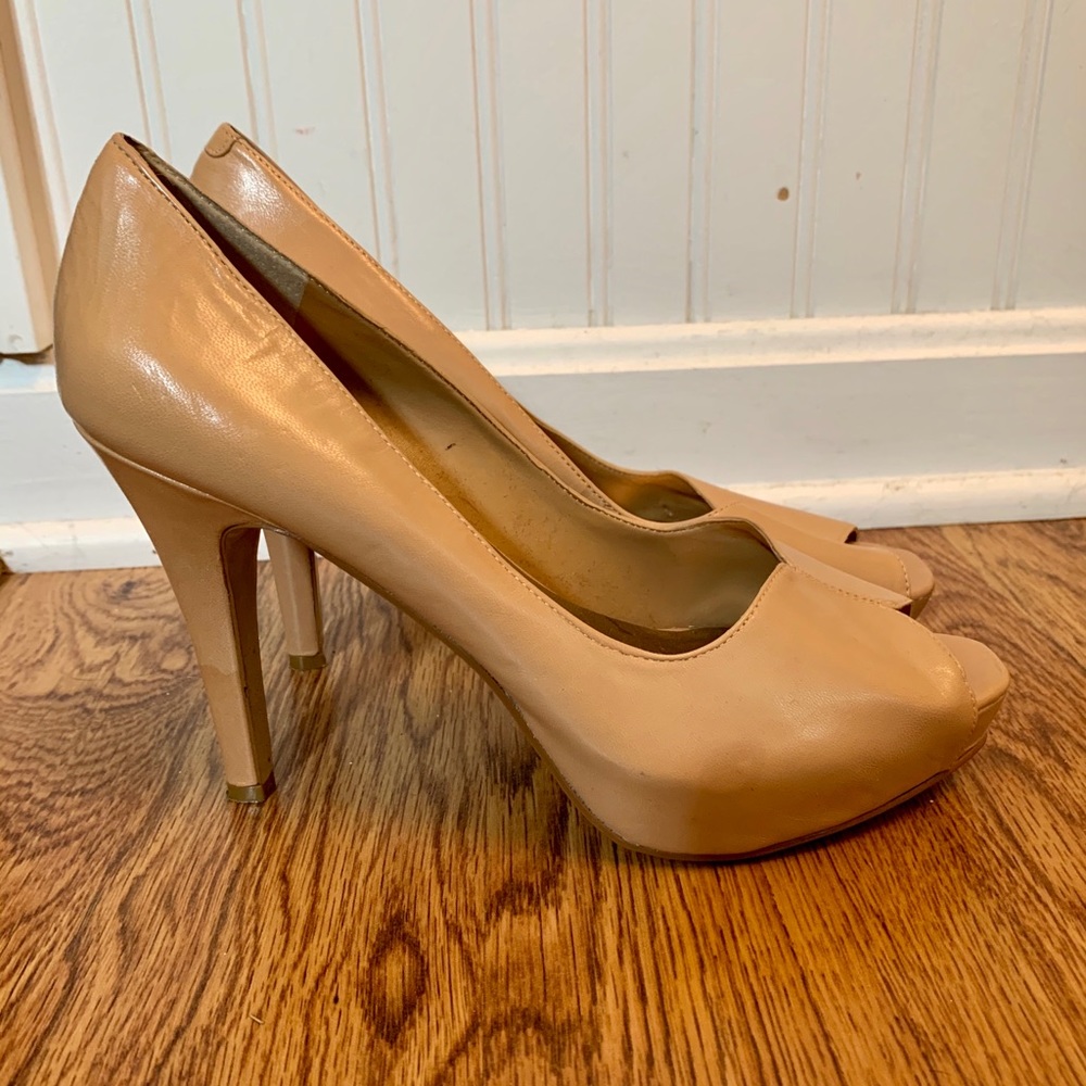 Nine West Peep Toe Pump